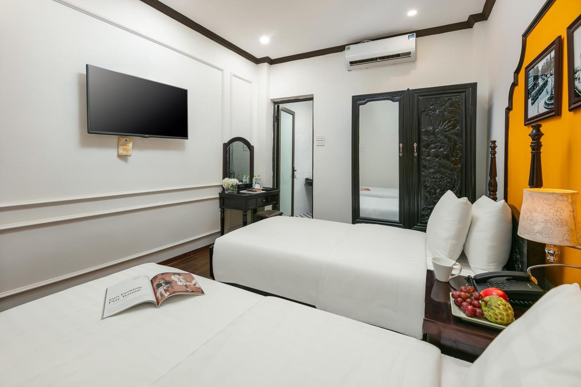 Silk Castle Hotel & Spa - Hanoi Old Quarter Exterior photo