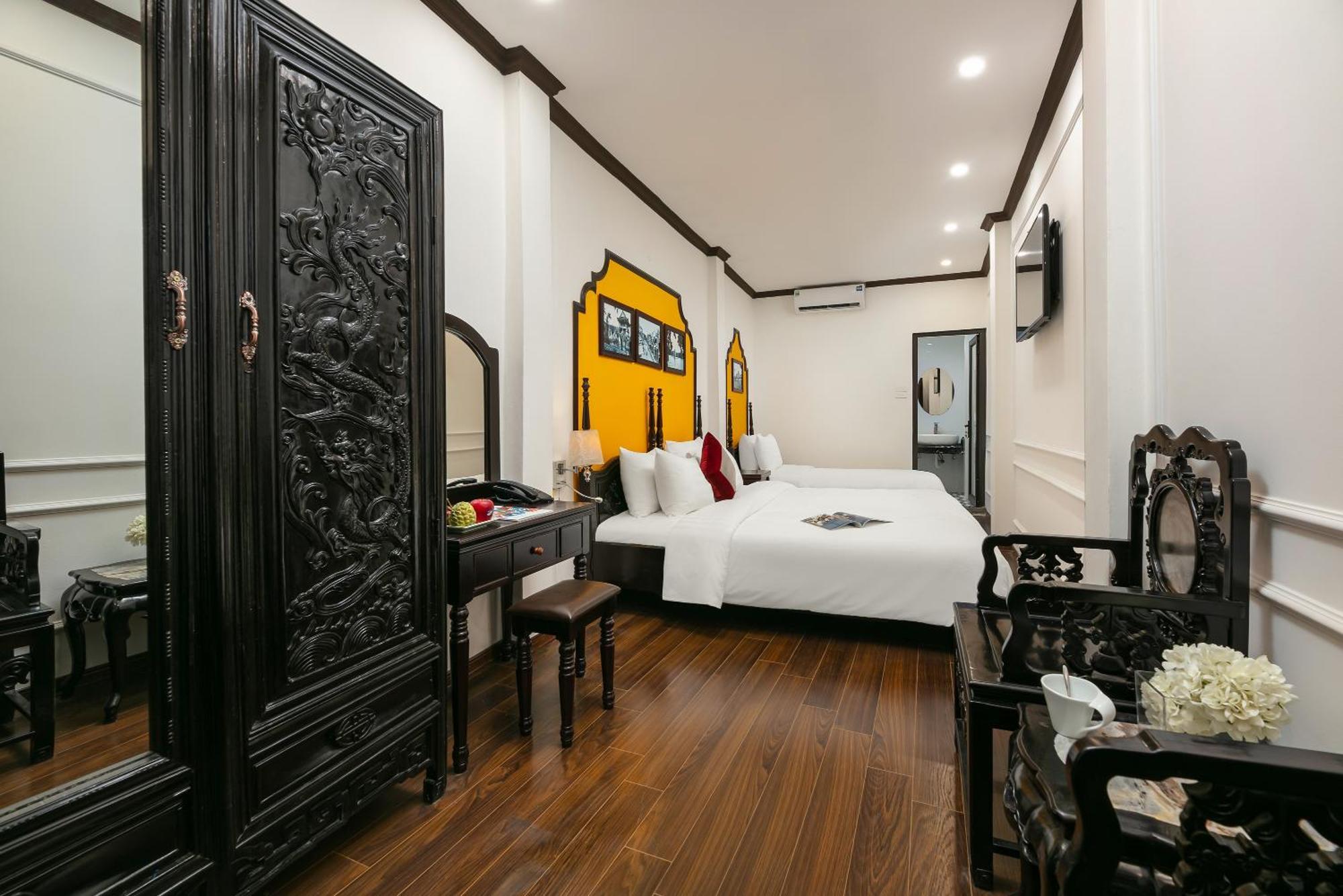 Silk Castle Hotel & Spa - Hanoi Old Quarter Exterior photo